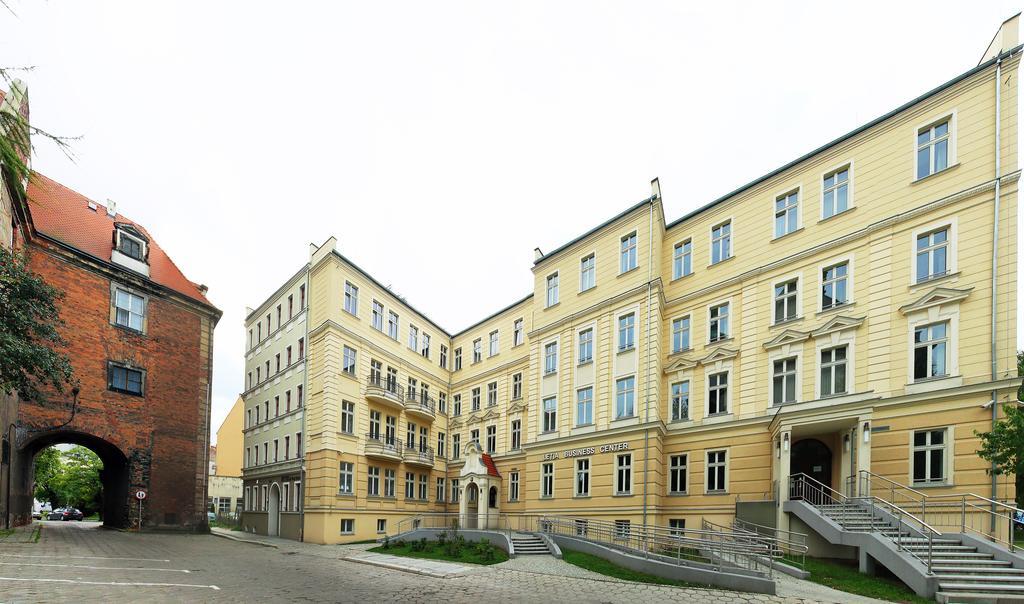 Hotel Przy Baszcie Legnica Exterior foto
