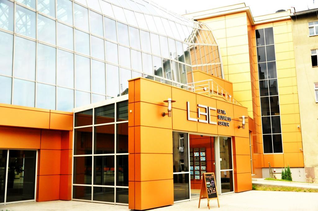 Hotel Przy Baszcie Legnica Exterior foto