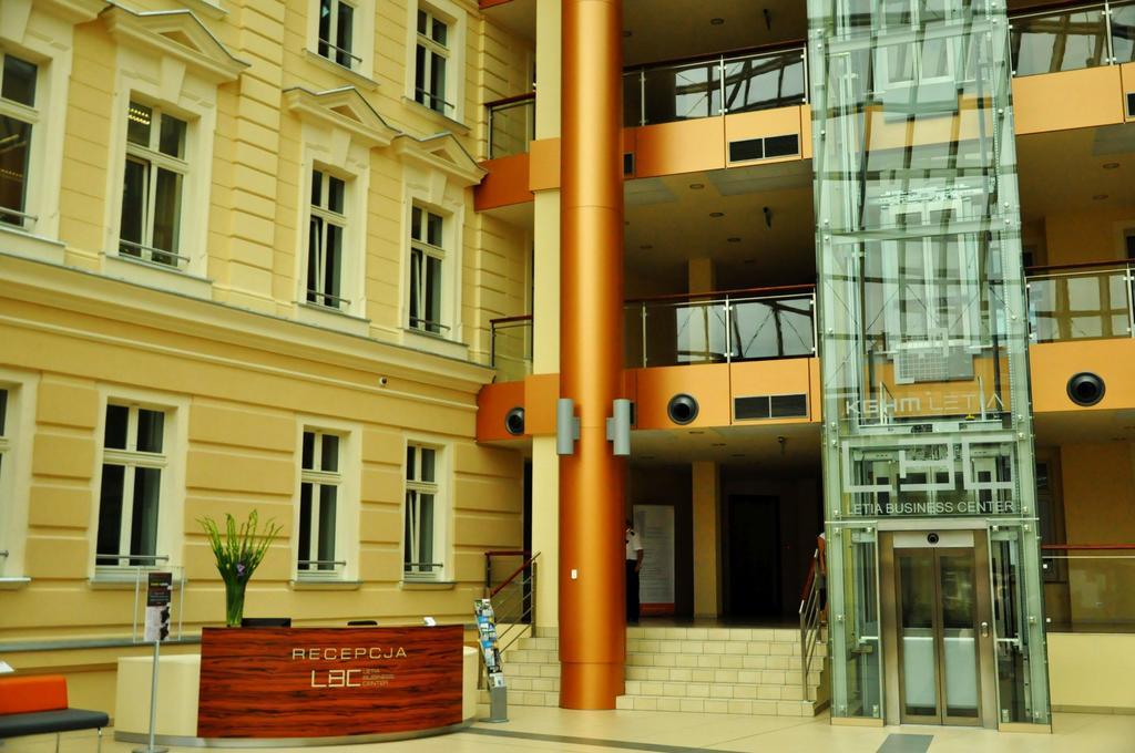Hotel Przy Baszcie Legnica Exterior foto